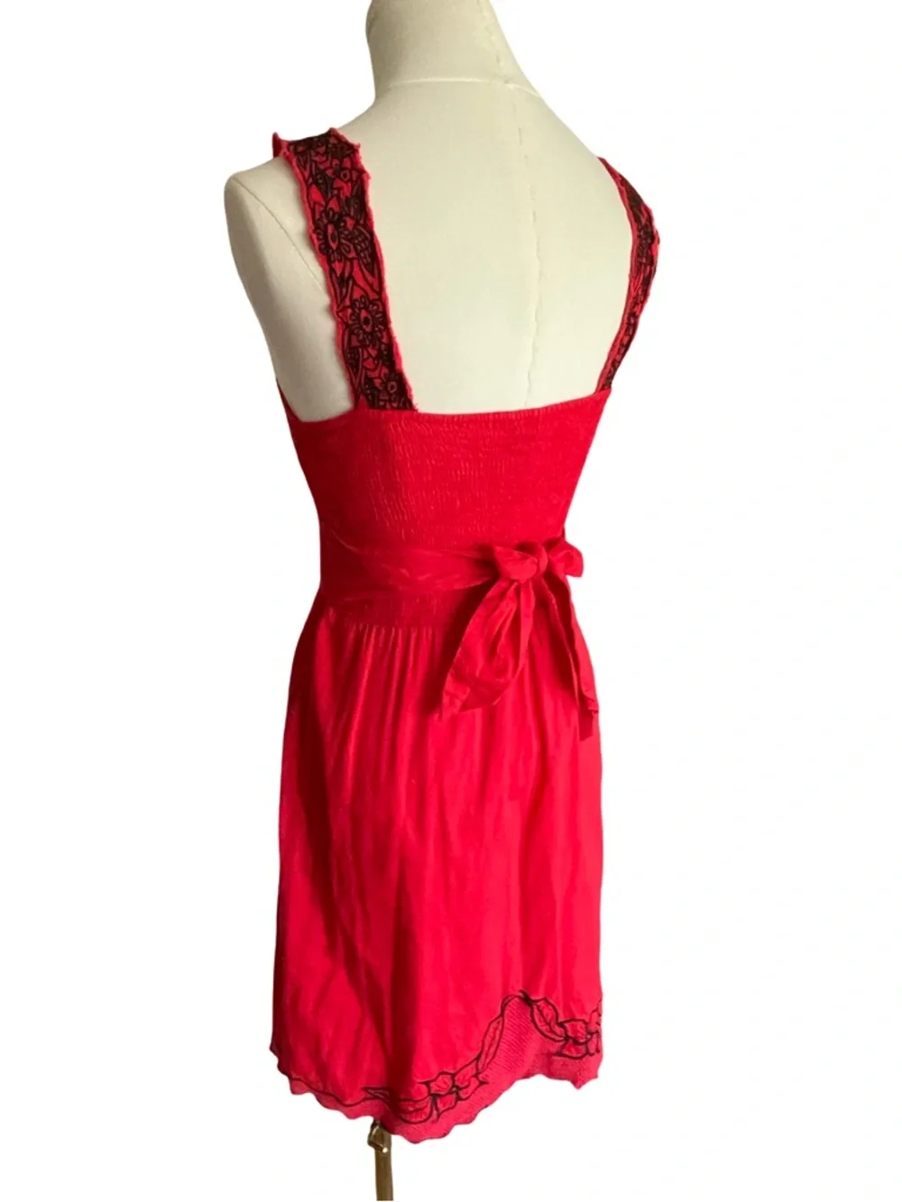 Free People Red and Black Lace Trim Boho Cotton Mini Dress Size 0 - Picture 11 of 16